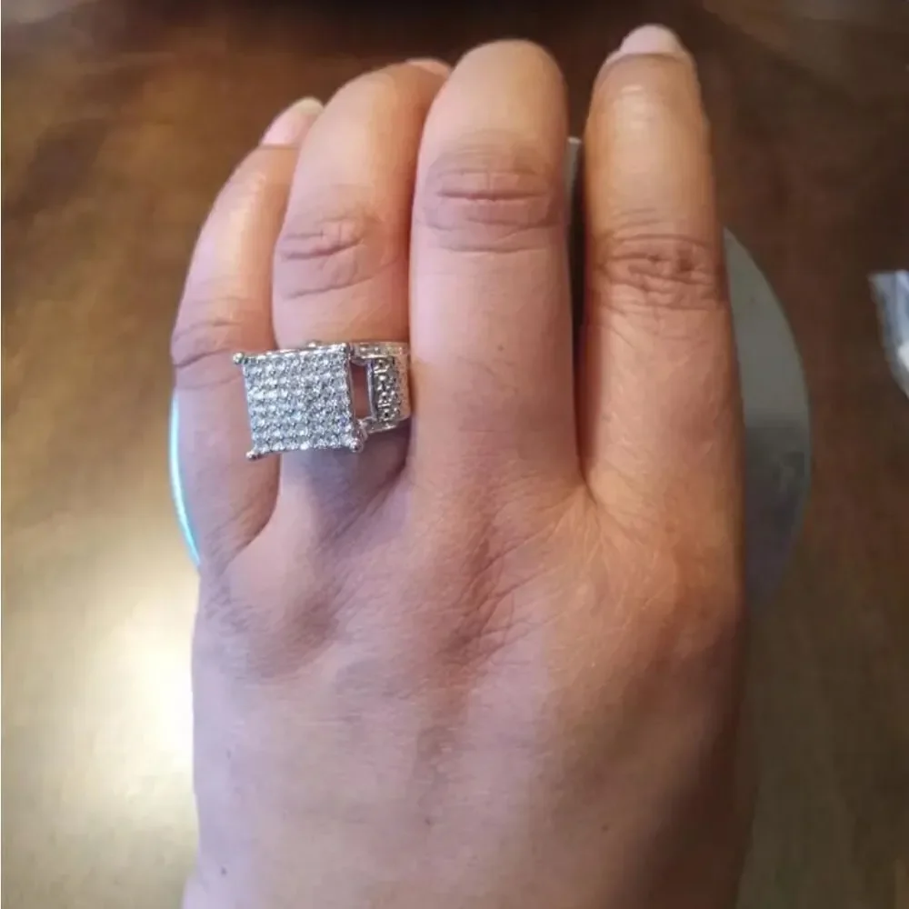Unisex diamond Wedding ring sz 9